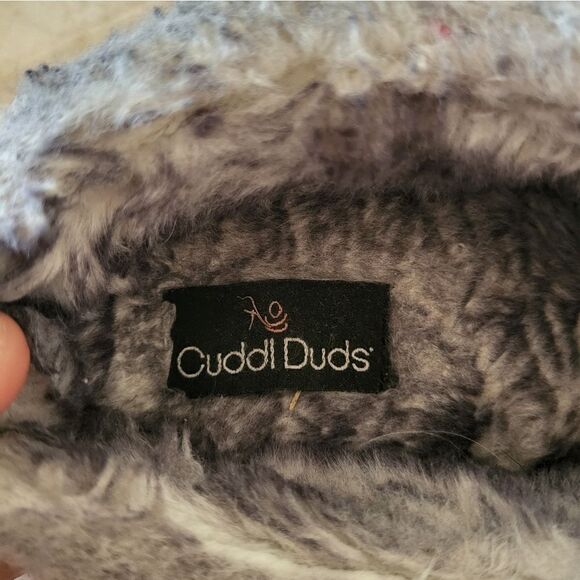 Cuddl Duds grey faux fur womens slippers - Picture 2 of 4